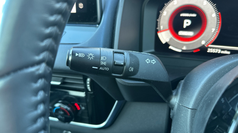 Nissan Qashqai 1.3 DiG-T MH 158 Tekna 5dr Xtronic Petrol Hatchback